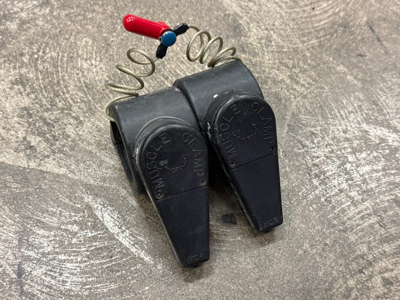 Load image into Gallery viewer, Used Set of Olympic Muscle Clamps
