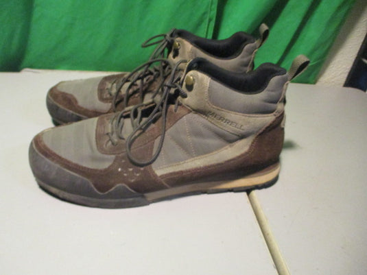 Used Merrell Size 9.5 Hiking Boots