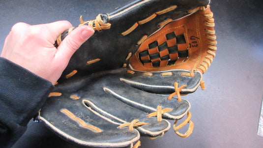 Used Franklin  Bo Jackson Leather Baseball Glove - RHT