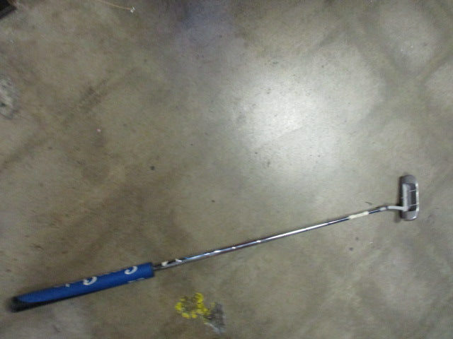 Load image into Gallery viewer, Used Tiger Shark Great White Gw-2 35&quot; Putter
