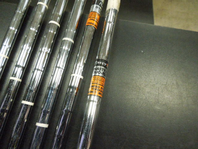 Load image into Gallery viewer, Used PowerBilt TPS 6pc Left Hand Iron Set 3-9 No 7 Iron
