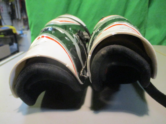 Load image into Gallery viewer, Used Easton Synergy 33Cm Hockey Shin Guards
