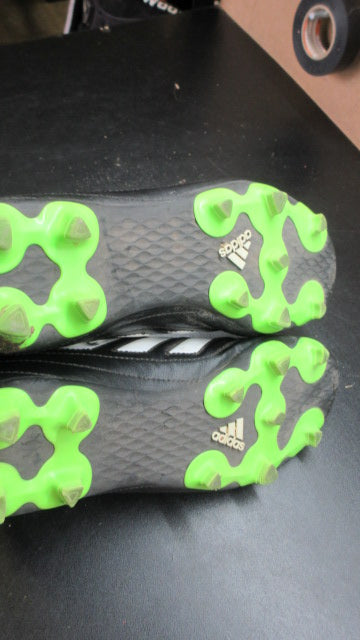 Used Adidas Goletto VI Soccer Cleats - Size 6