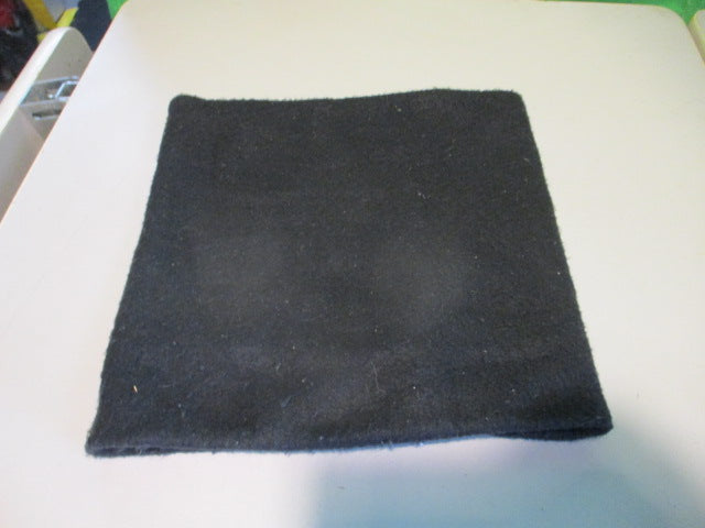 Load image into Gallery viewer, Used Black Winter 30 Deg Scarf
