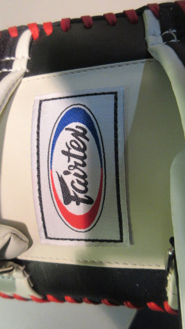 Load image into Gallery viewer, Used Fairtex Muay Thai Pads Set of 2
