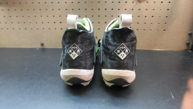 Load image into Gallery viewer, Used Under Armour Highlight Hammer MC Football Cleats - Size 9.5
