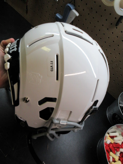 Load image into Gallery viewer, Used Schutt F7 VTD Collegiate Football Helmet - Size Medium - SZN 2024
