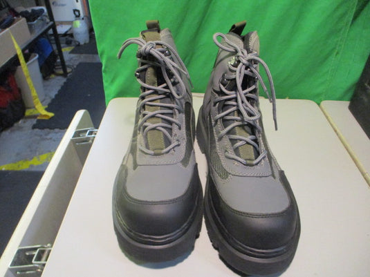 Cabela's Men's Size 13 Ultralight Lug Sole Wading Boots