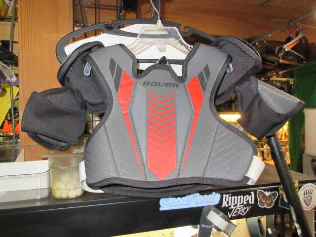Load image into Gallery viewer, Used Bauer Lil' Sport Hockey Shoulder Pads - Size Youth Large
