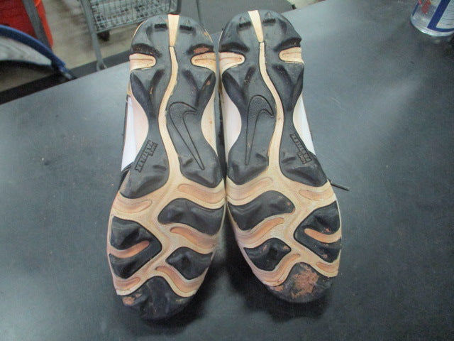 Load image into Gallery viewer, Used Nike Air Jordan Black/Gold Cleats Size 5

