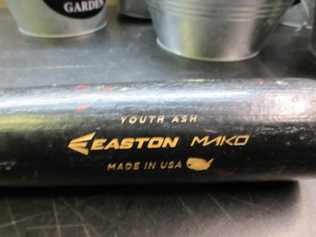 Load image into Gallery viewer, Used Easton Mako 27" Youth Ash Wood Bat
