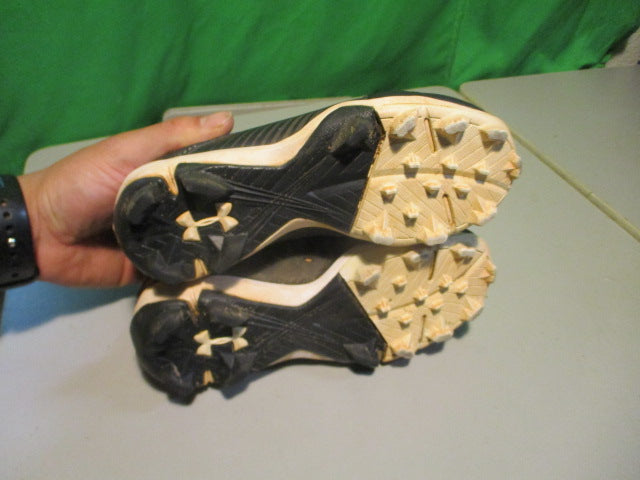 Load image into Gallery viewer, Used Under Armour Leadoff Size 13K Cleats
