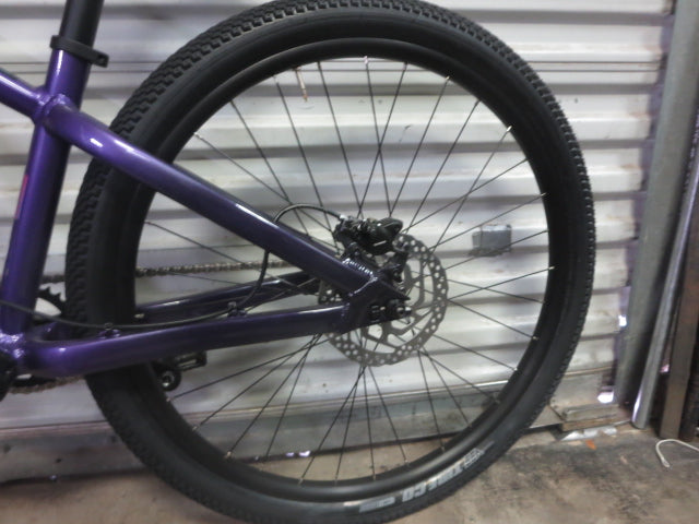 Load image into Gallery viewer, Like New Marin Alcatraz 2 Mud Jumper Short Frame Mountain Bike 26"
