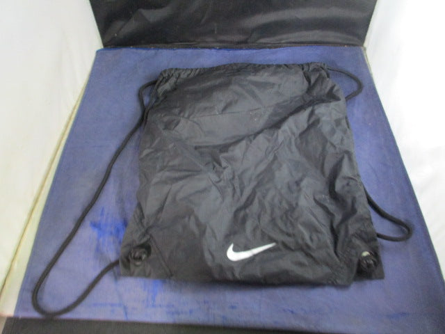 Load image into Gallery viewer, Used Nike Tiempo Drawstring Bag
