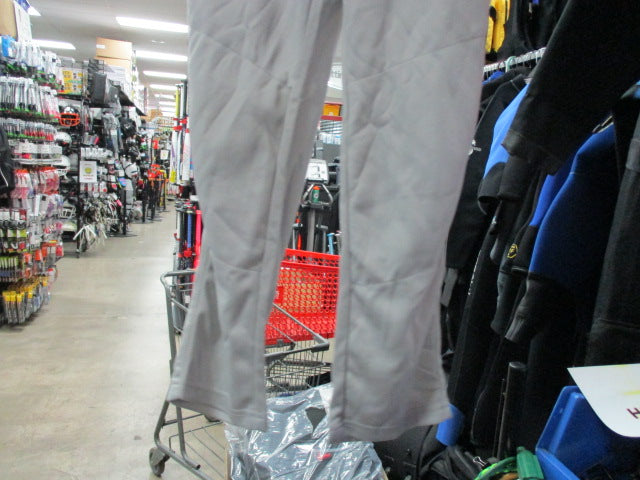 Load image into Gallery viewer, Used QBK Open Bottom Size 6T Baseball Pants

