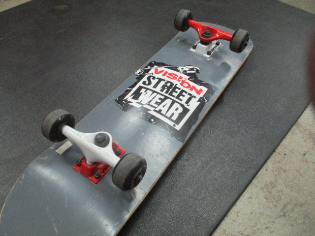 Load image into Gallery viewer, Used Vision Street Wear 31&quot; Complete Skateboard

