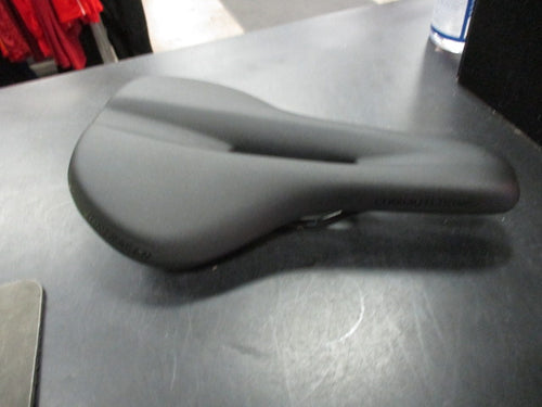 Used Bontrager Commuter Comp 165MM Bicycle Seat