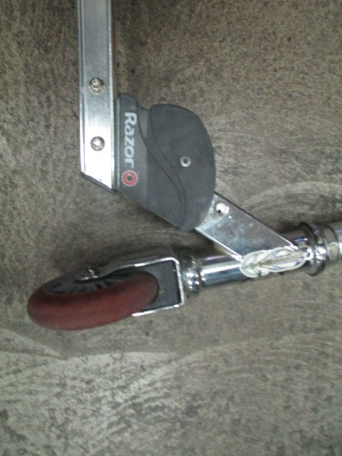 Used Razor Folding Kids Scooter