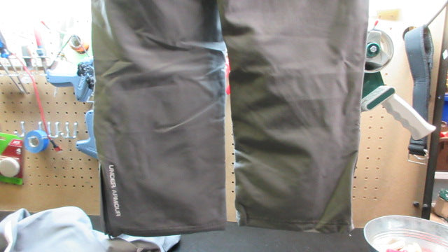 Load image into Gallery viewer, Under Armour Windbreaker Sweat Pants - Size Youth Large
