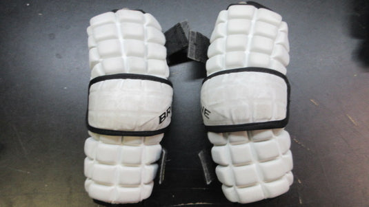 Used Brine Clutch Lacrosse Elbow Pads - Size Youth