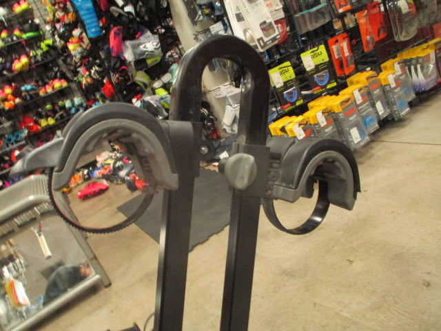Load image into Gallery viewer, Used Saris 2 Bike Hitch Rack
