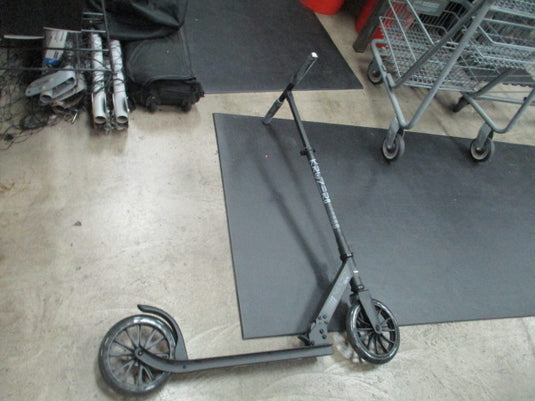 Used Kruzer 200 Big Wheel Folding Scooter