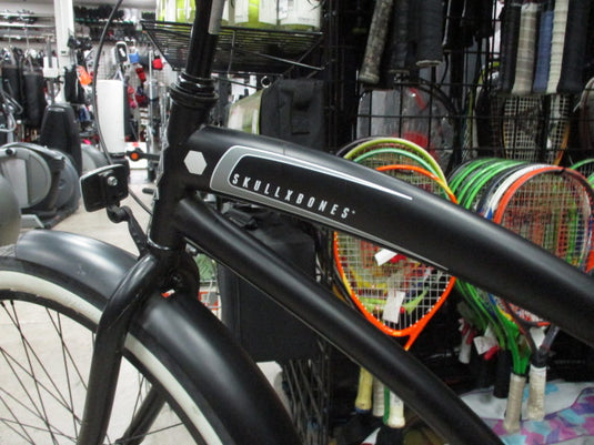Used HBBC Skull and Bones Ladies Beach Cruiser 26"