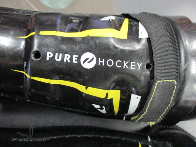 Load image into Gallery viewer, Used Pure Hockey Size 9&quot; Hockey Shin Guards

