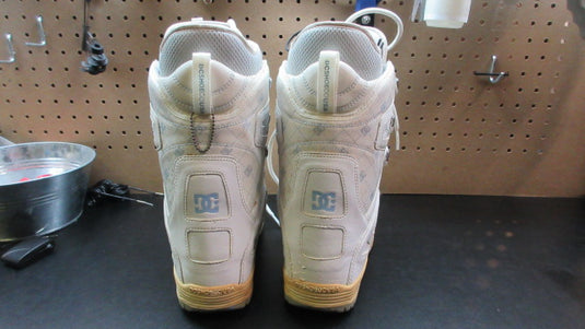 Used DC Faze Snowboard Boots - Size 6