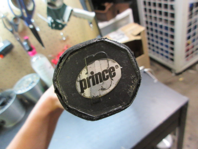 Load image into Gallery viewer, Used Prince Graphite Finalist 110 Tennis Racquet - 27"
