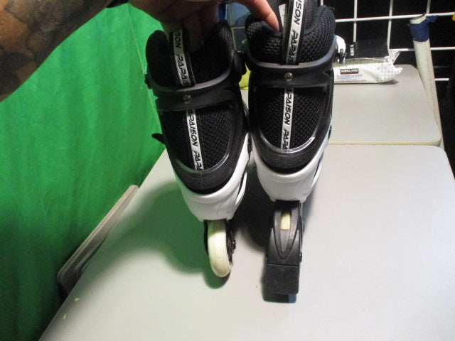 Load image into Gallery viewer, Used Papaison Adjustable 5-7.5 Light UP Roller Blades
