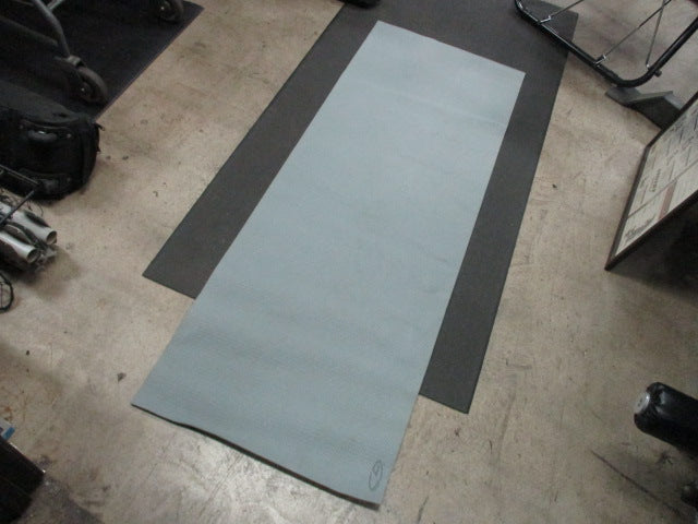 Load image into Gallery viewer, Used 67&quot; Gray Yoga Mat
