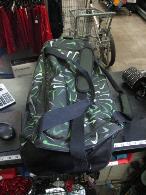 Load image into Gallery viewer, Used Nike Multi Pocket Duffel Bag
