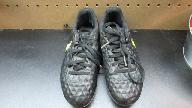 Load image into Gallery viewer, Used Nike Tiempo Soccer Cleats - Size Youth 2
