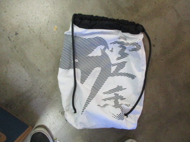 Load image into Gallery viewer, Used Venum Karate Elite Kumite Drawstring Bag
