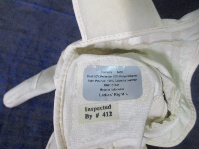 Load image into Gallery viewer, Used Lady Fairway Golf Glove Ladies Right Large
