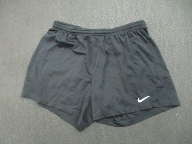 Load image into Gallery viewer, Used Nike Size Large Soccer Shorts
