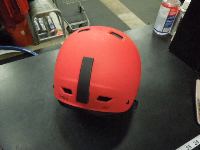 Load image into Gallery viewer, Used Smith Holt Snow Helmet in Matte Lava Size MD
