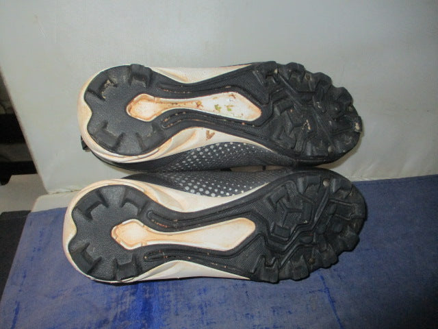 Load image into Gallery viewer, Used Rawlings Coolflo Cleats Youth Size 3  - wear on tongue
