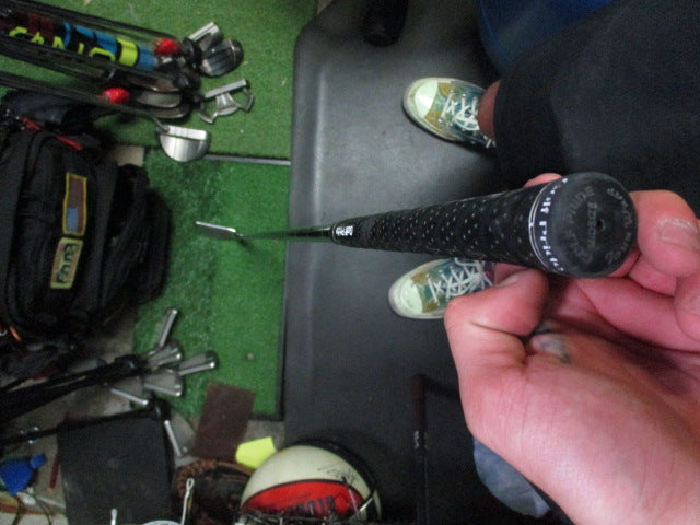 Load image into Gallery viewer, Vintage Ben Hogan APEX II White Cameo 8pc RH Blade Iron Set Equilizer and 3-9i
