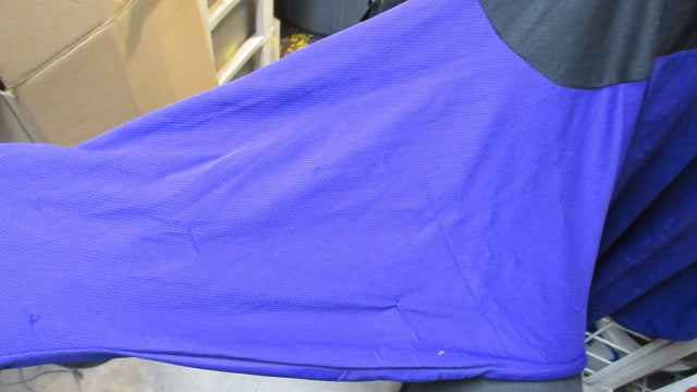 Load image into Gallery viewer, Used CCM Purple 82 Hockey Jersey Adult Size Medium - wear
