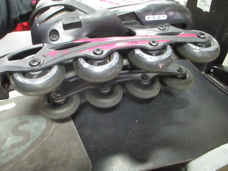 Load image into Gallery viewer, Used Schwinn ABEC 5 Size 1-4 Adjustable Roller Blades
