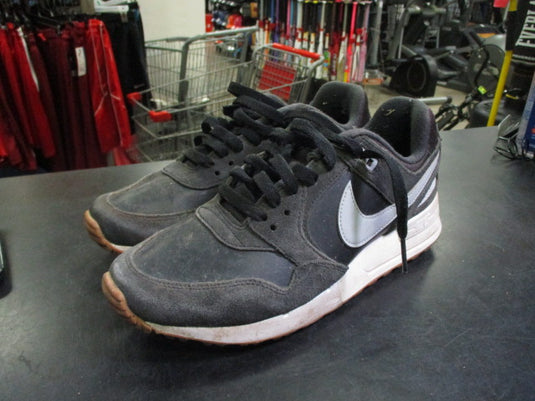 Used Nike Air Pegasus '89 G Spikeless Golf Shoe Size 6