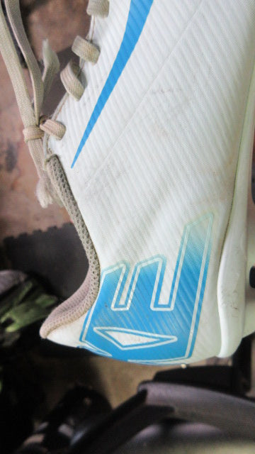 Load image into Gallery viewer, Used Nike Mercurial Soccer Cleats Youth Size 4.5 - small wear
