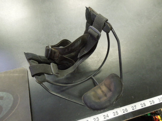 Used Rip It Fielders Mask in Black