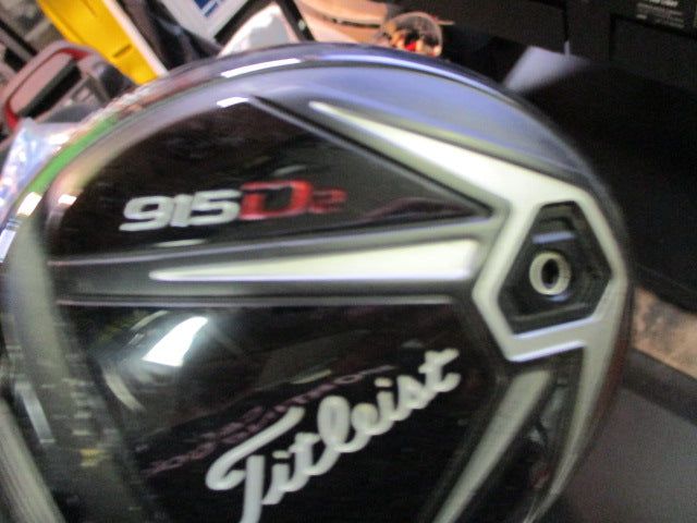 Load image into Gallery viewer, Used Titleist 915 D2 10.5 Deg Lefty Driver Reg Flex
