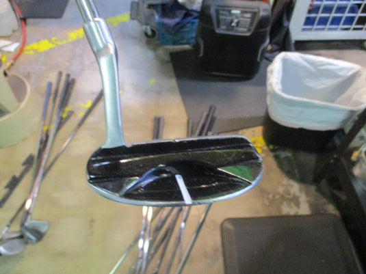 Used Acuity Voltage RH 35