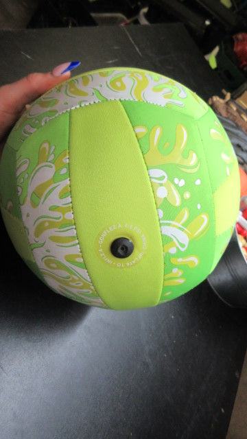Load image into Gallery viewer, Used Sunlite Sports Water Volleyball
