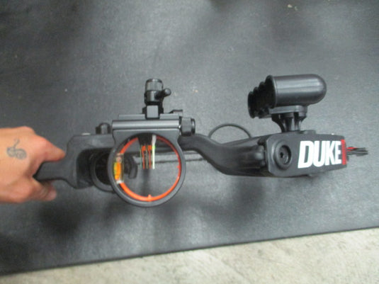 Used Duke IV Youth 34" Compound Bow - LH
