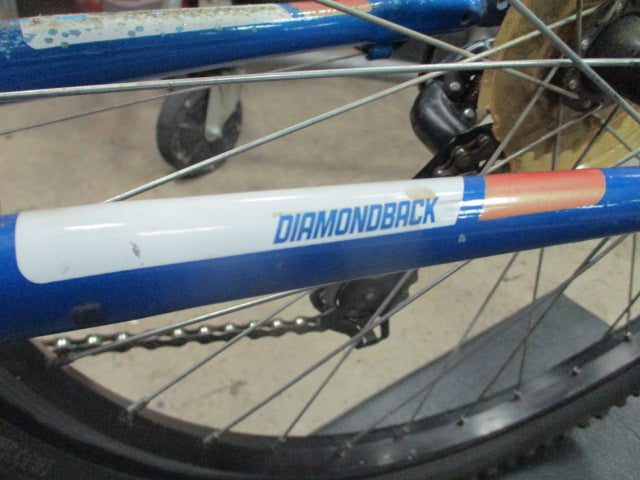 Load image into Gallery viewer, Used DiamondBack Cobra 24&quot; 21 Speed Mountain Bike
